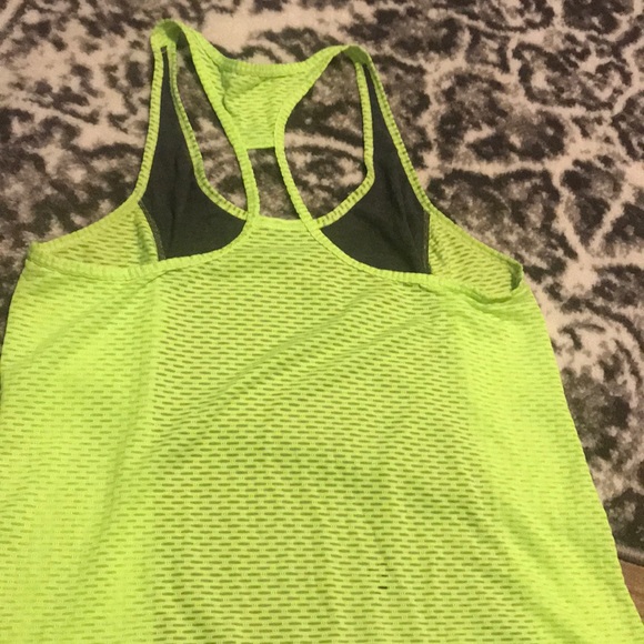 Xersion tank top - Picture 3 of 3